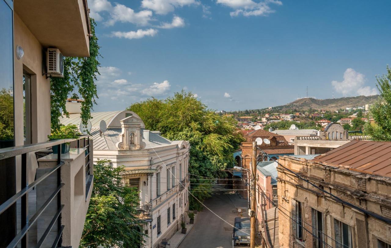 Constant Tbilisi Hotel Exterior photo